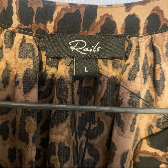 Rails Saint Leopard Print Button-Front Blouse Size L NWT - Picture 9 of 11